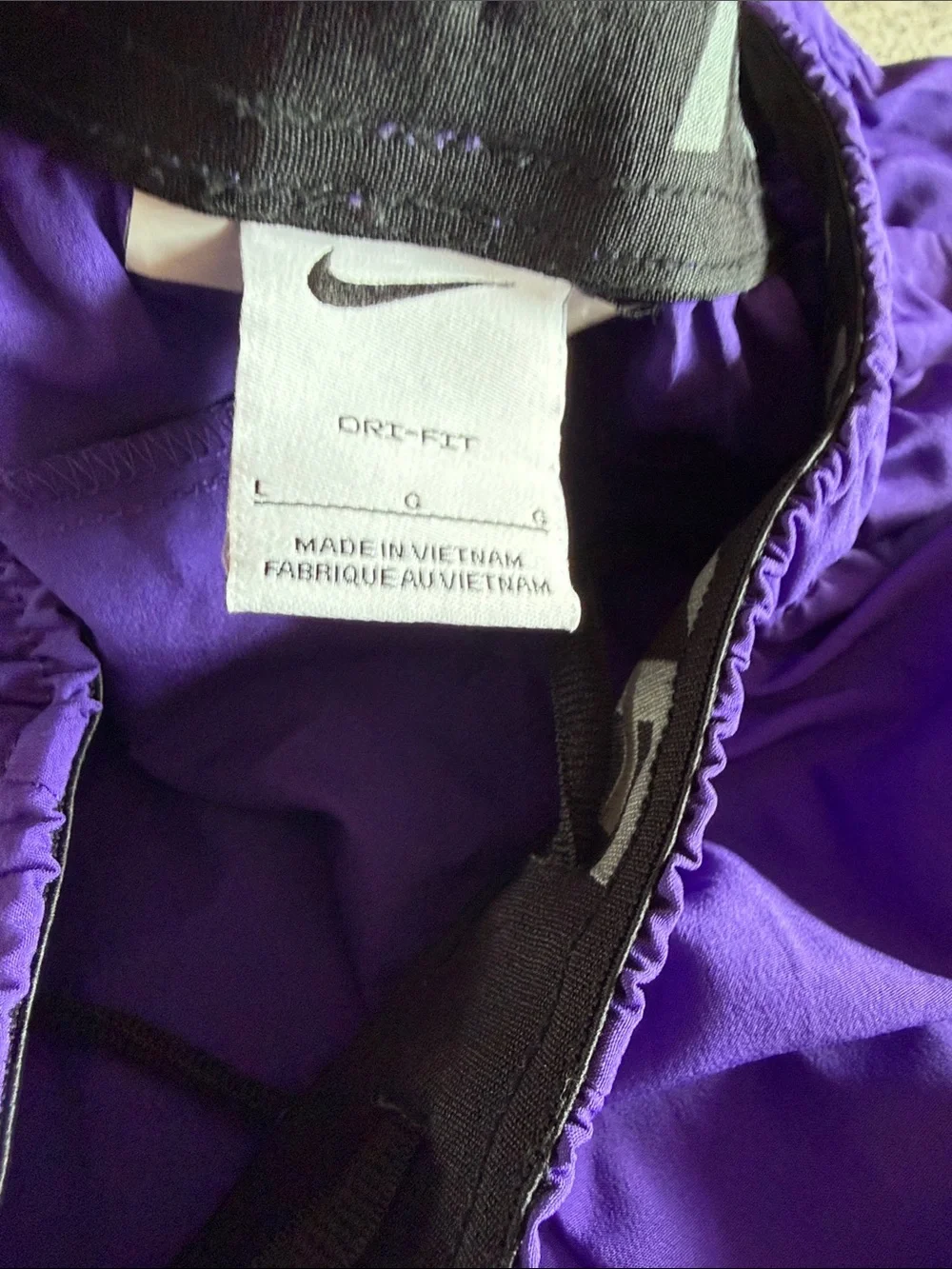 NWOT St. Thomas Football Nike Men’s Purple Athletic Shorts White Swoosh sz Lg